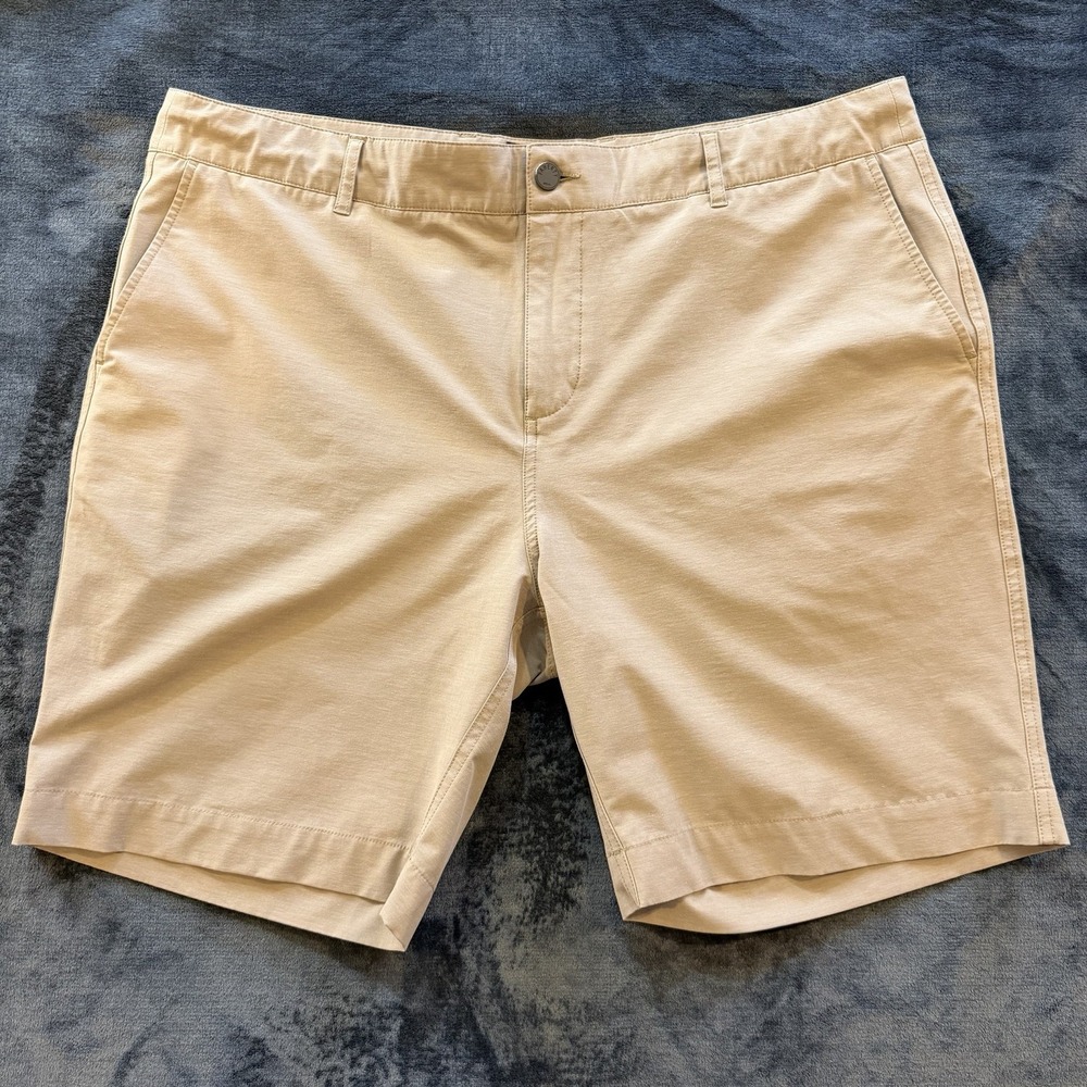 Faherty Flat-Front Men's Shorts in Beige